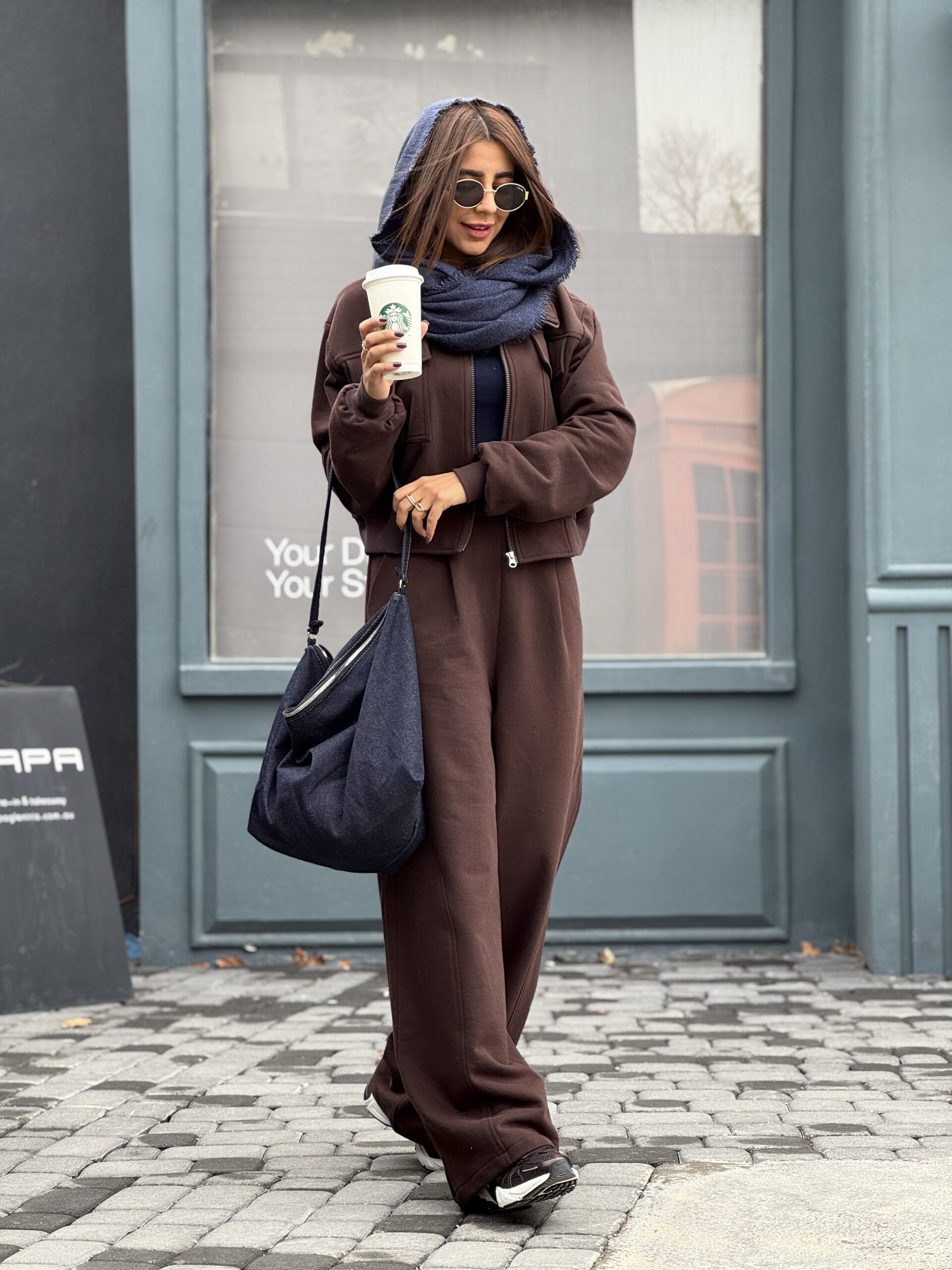 ست دورس لارا